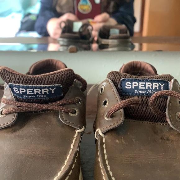 Boys’ dark brown leather Sperry. Gently used, but shoe laces are a little worn. - Picture 4 of 5